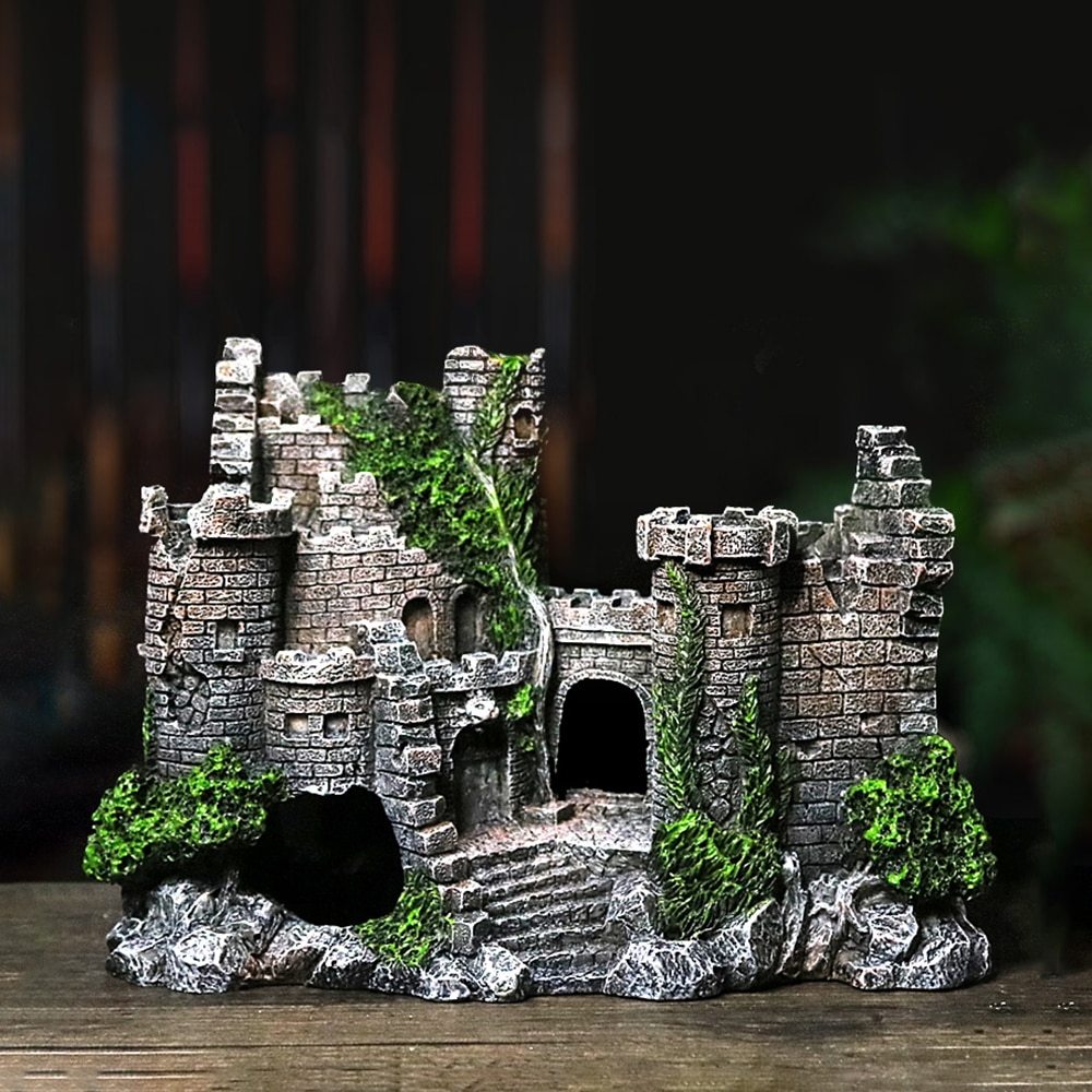 806 Retro Resin Castle for Fish Tank – European Style Aquarium Decoration